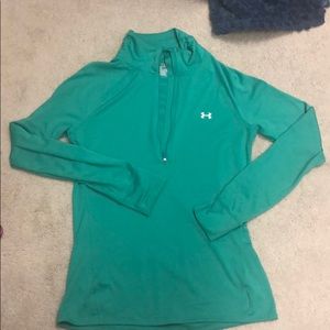 ✨SOLD✨ Under Armour pullover